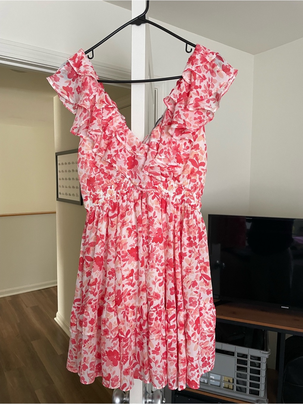 Abercrombie & Fitch coral and peach floral dress